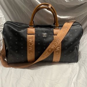 LARGE MCM WEEKENDER DUFFLE BAG
